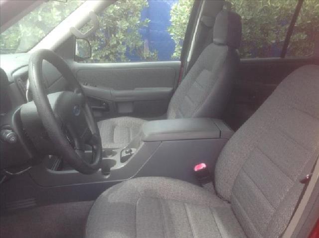 2003 Ford Explorer 2dr LWB