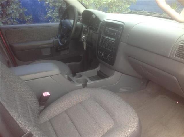 2003 Ford Explorer 2dr LWB