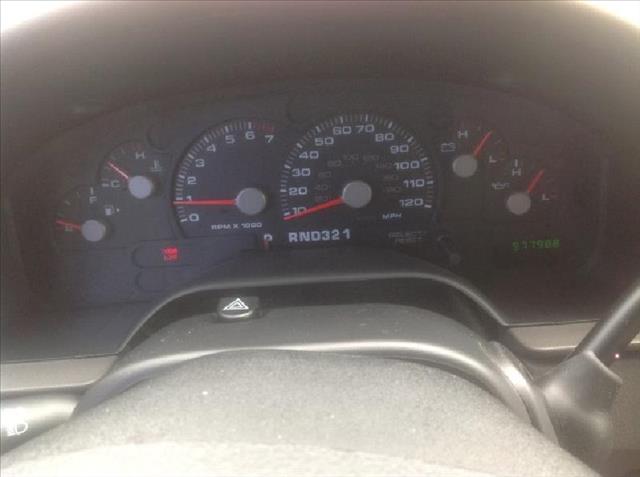 2003 Ford Explorer 2dr LWB