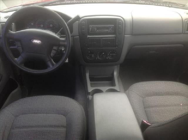 2003 Ford Explorer 2dr LWB
