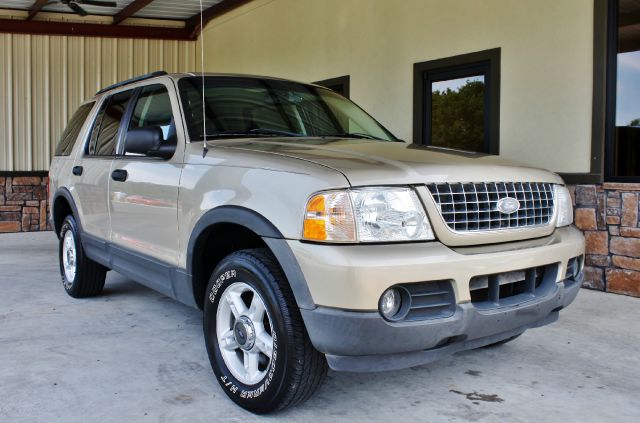 2003 Ford Explorer 4dr Sdn LE V6 Auto