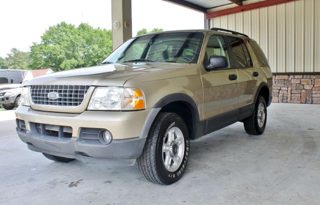 2003 Ford Explorer 4dr Sdn LE V6 Auto