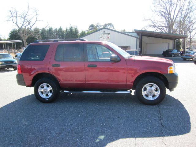 2003 Ford Explorer XLS