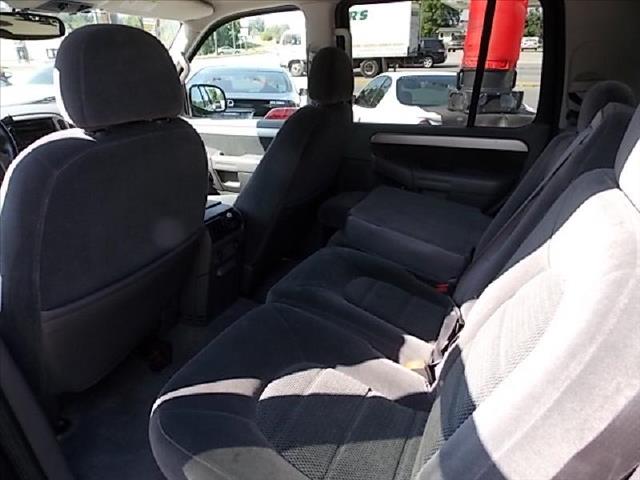 2003 Ford Explorer LT CREW 25
