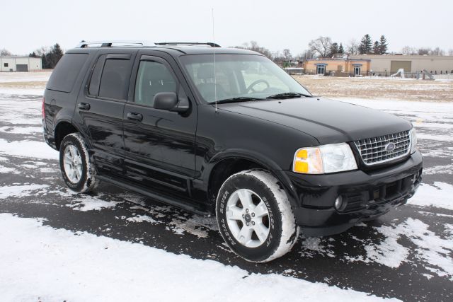 2003 Ford Explorer 2dr LWB