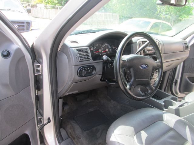 2003 Ford Explorer LT EXT 15