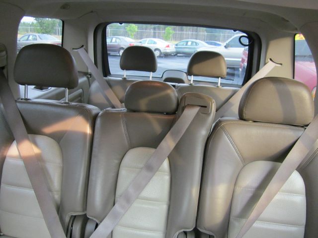 2003 Ford Explorer Custom Deluxe