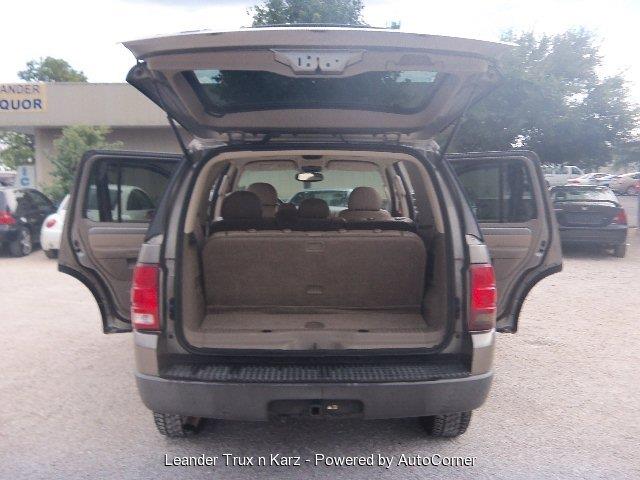 2003 Ford Explorer Unknown