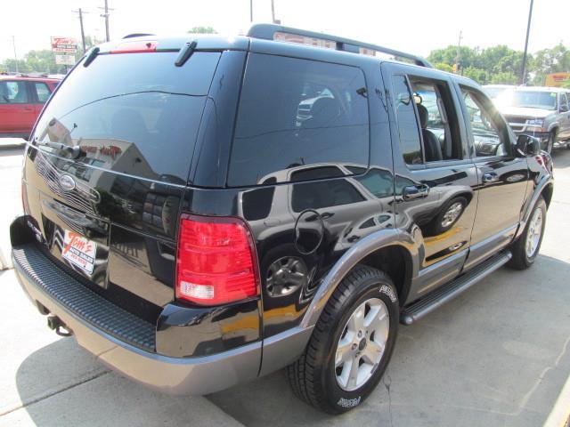 2003 Ford Explorer ESi