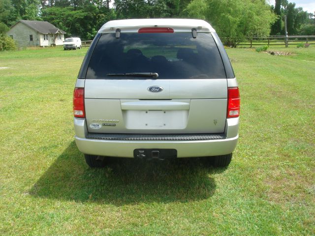2003 Ford Explorer 2dr LWB