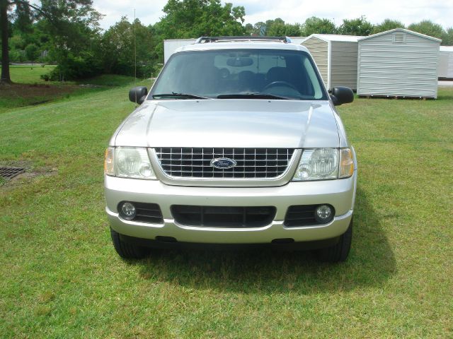 2003 Ford Explorer 2dr LWB