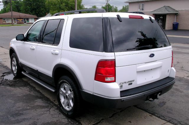 2003 Ford Explorer 4WD 5dr EX