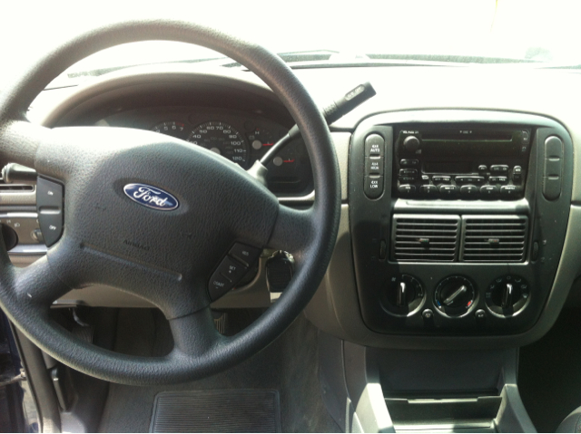 2003 Ford Explorer L AUTO W/cloth