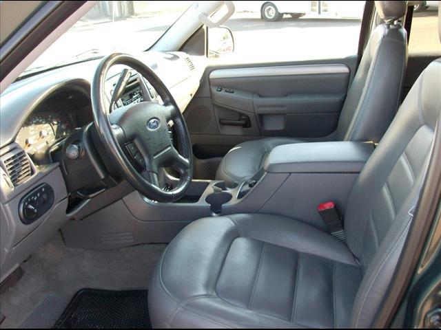 2003 Ford Explorer ESi