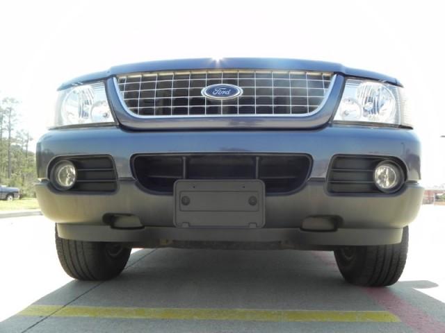 2003 Ford Explorer ESi