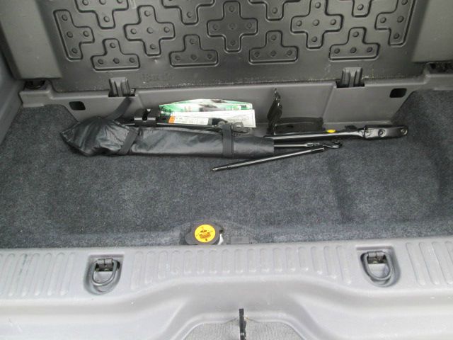 2003 Ford Explorer LT CREW 25