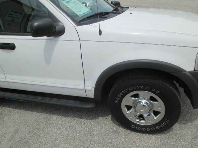 2003 Ford Explorer LT CREW 25