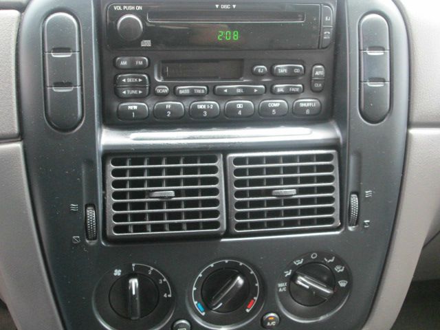 2003 Ford Explorer LT CREW 25