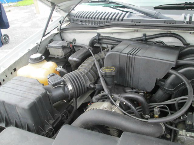 2003 Ford Explorer LT CREW 25