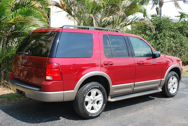 2003 Ford Explorer LT CREW 25