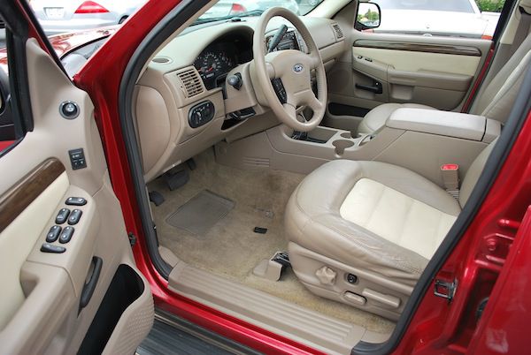 2003 Ford Explorer LT CREW 25