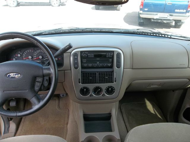 2004 Ford Explorer GXL