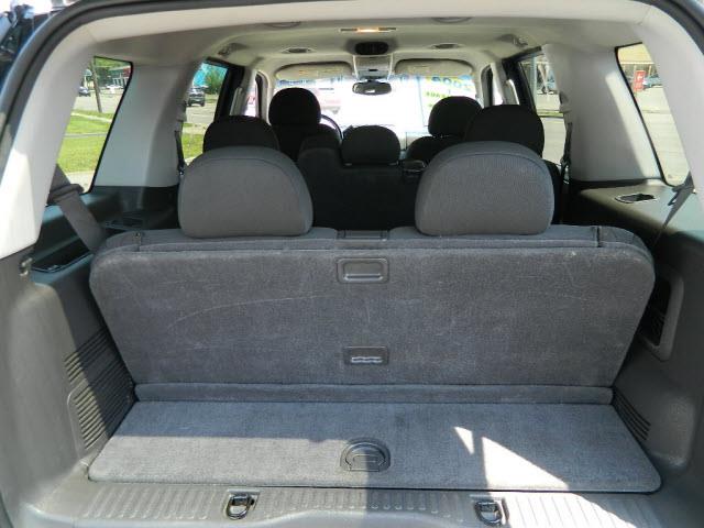 2004 Ford Explorer 2500 4WD