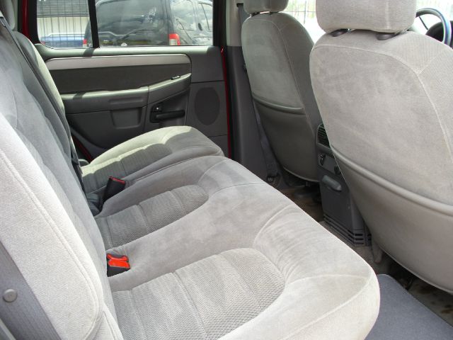 2004 Ford Explorer LT EXT 15