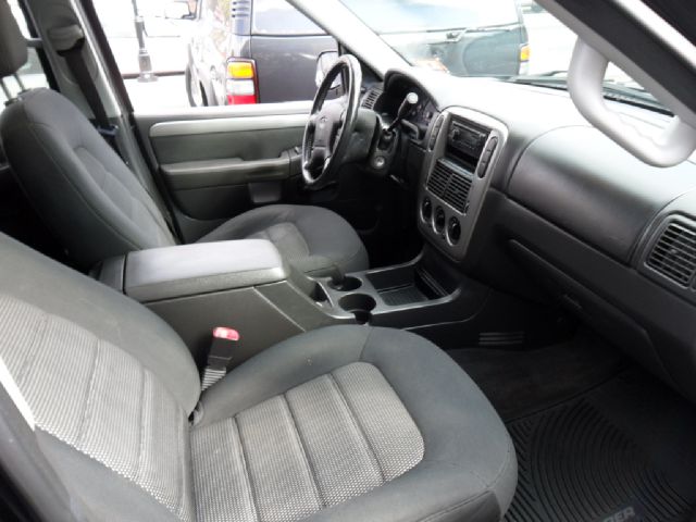 2004 Ford Explorer SL W/1sx