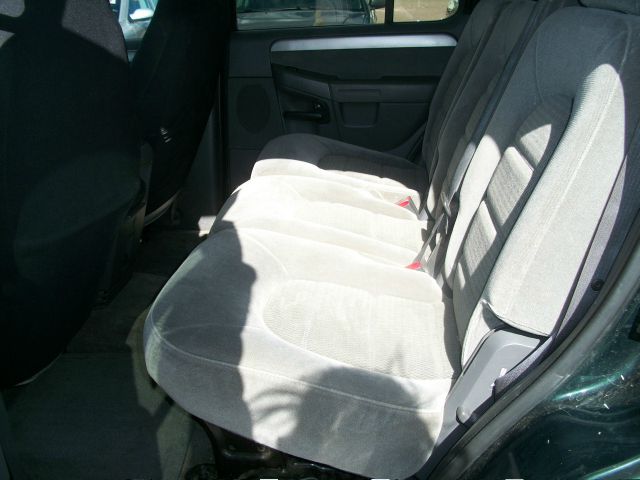 2004 Ford Explorer GXL