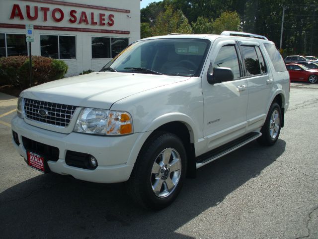 2004 Ford Explorer SLS Base