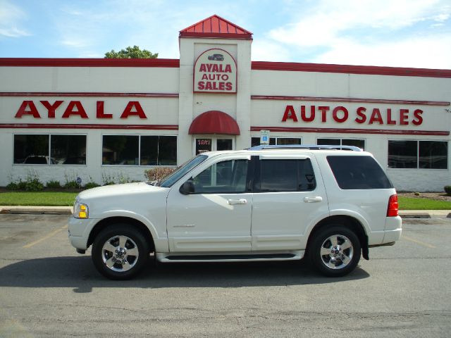 2004 Ford Explorer SLS Base