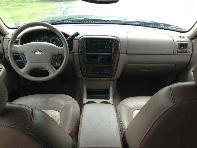 2004 Ford Explorer MOON BOSE Quads