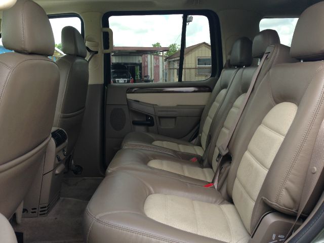 2004 Ford Explorer MOON BOSE Quads