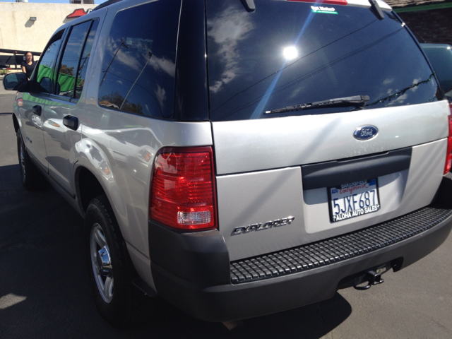 2004 Ford Explorer LT CREW 25