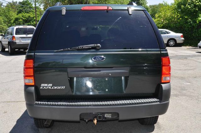 2004 Ford Explorer T6 Sport Utility 4D