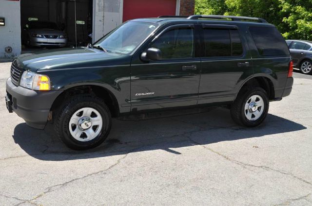 2004 Ford Explorer T6 Sport Utility 4D