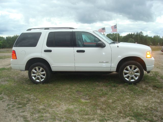 2004 Ford Explorer LT EXT 15