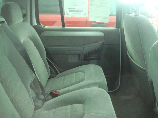 2004 Ford Explorer LT EXT 15