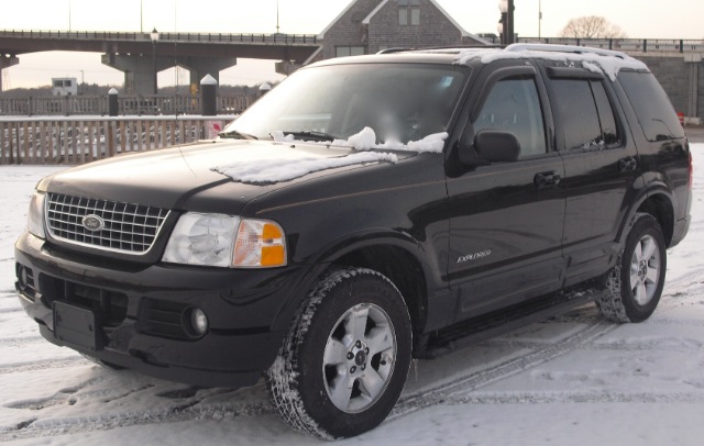 2004 Ford Explorer 2dr LWB