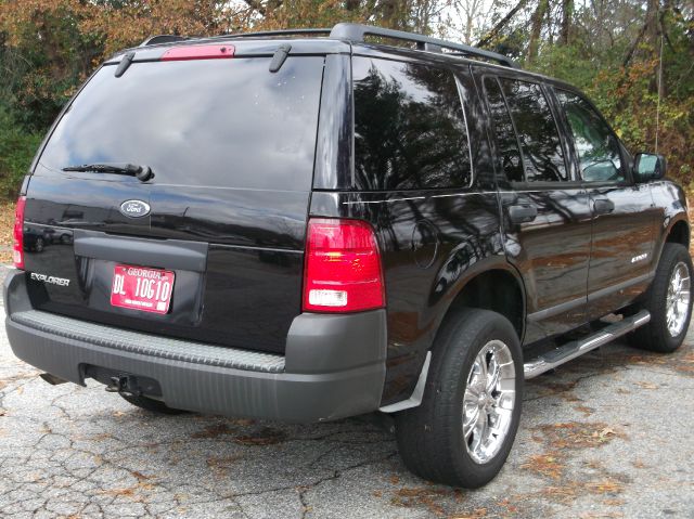 2004 Ford Explorer LT CREW 25
