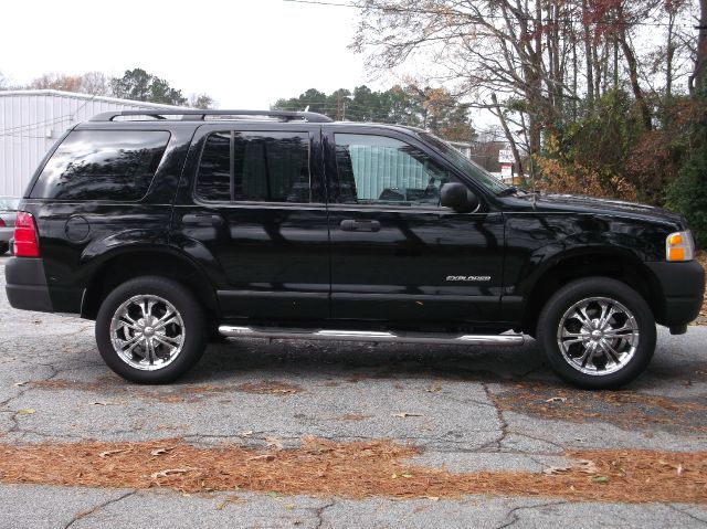 2004 Ford Explorer LT CREW 25