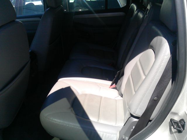 2004 Ford Explorer GXL