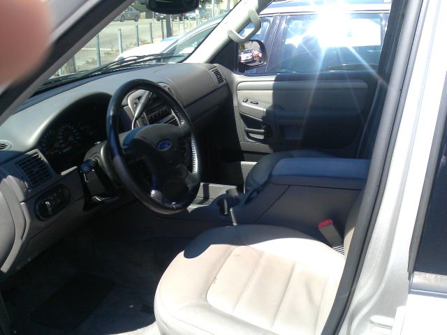 2004 Ford Explorer GXL