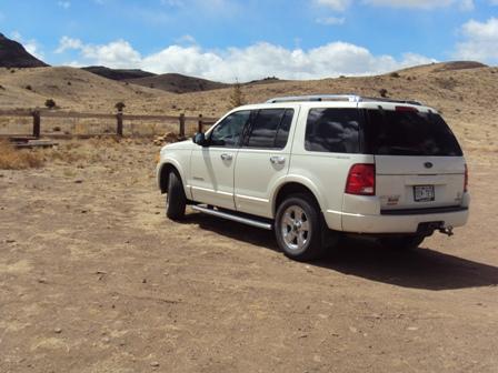 2004 Ford Explorer SLT 25