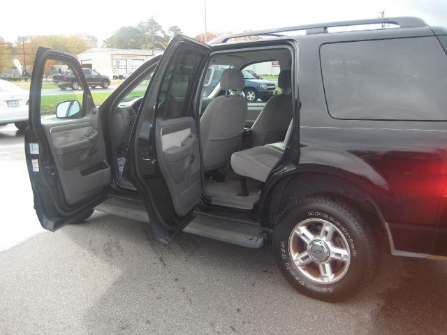 2004 Ford Explorer Unknown