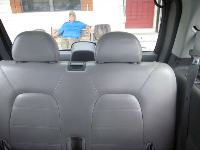 2004 Ford Explorer Unknown