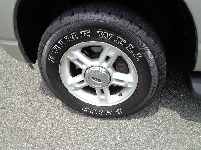 2004 Ford Explorer SL 4x4 Regular Cab