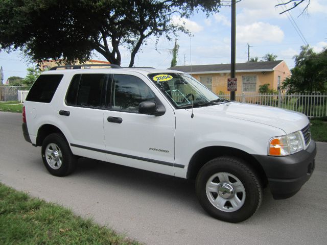 2004 Ford Explorer LT CREW 25