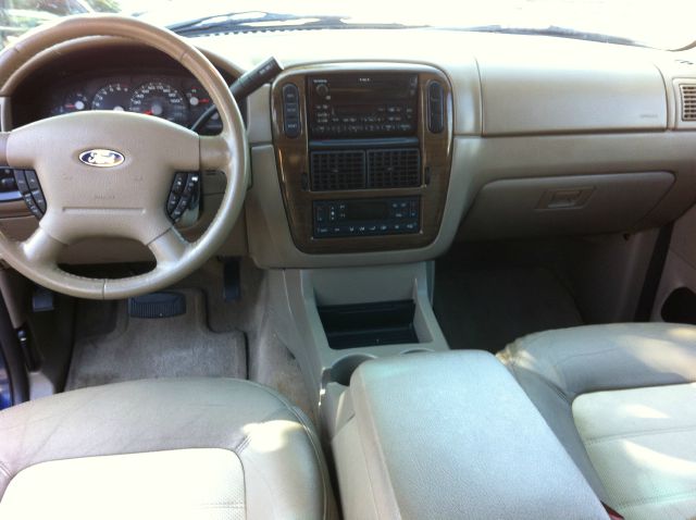 2004 Ford Explorer MOON BOSE Quads